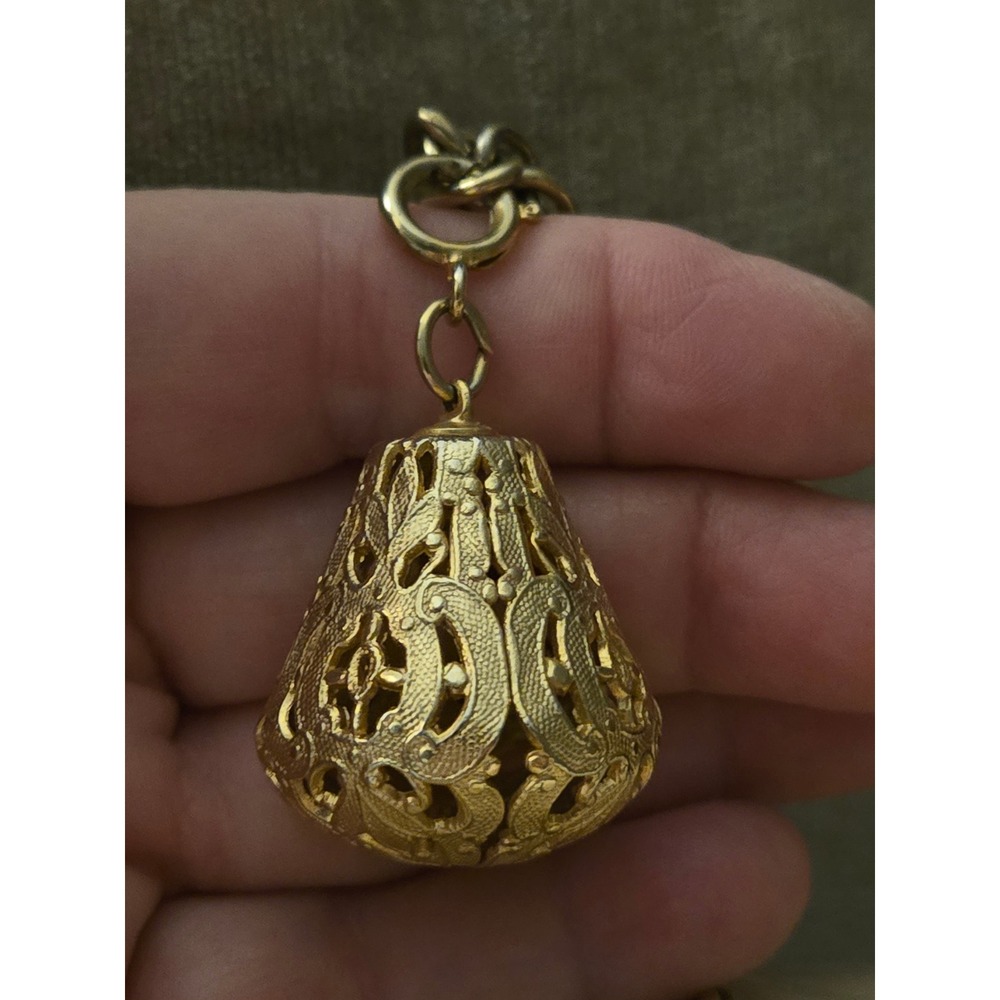 Sarah Coventry Filagree Pendant Vintage